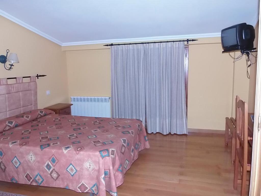 Hostal-Restaurante San Antolin Tordesillas Esterno foto